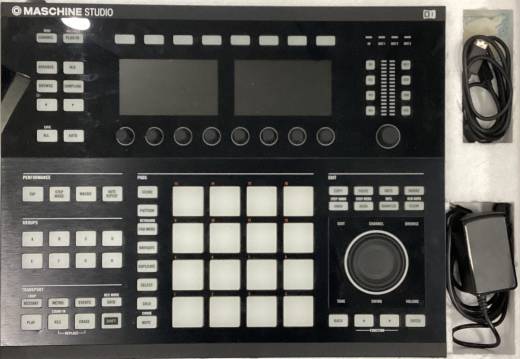 Native Instruments Maschine Studio Production Workstation